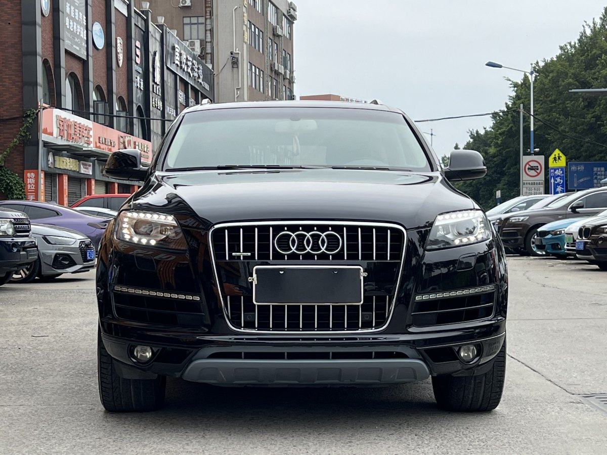 奧迪 奧迪Q7  2011款 3.0 TFSI 技術(shù)型(245kW)圖片