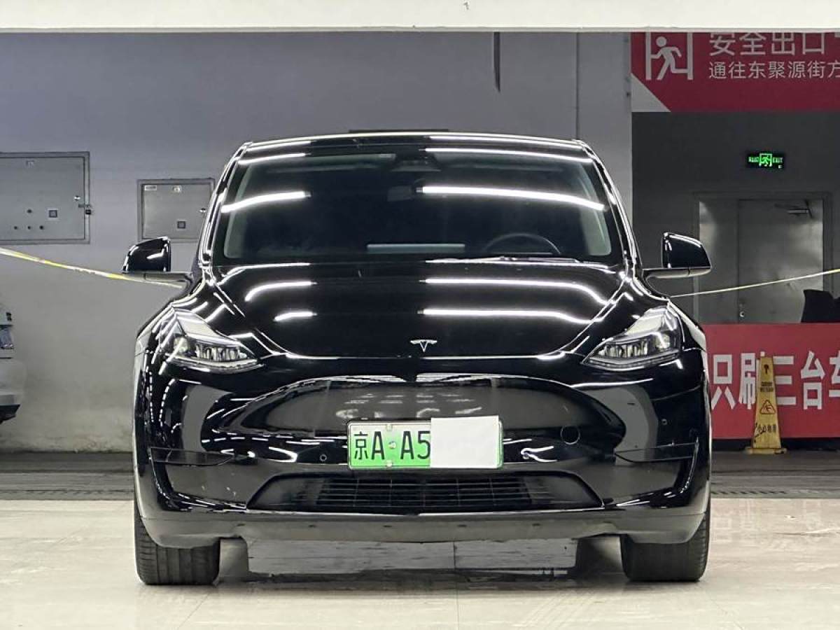 特斯拉 Model 3  2022款 后輪驅(qū)動版圖片