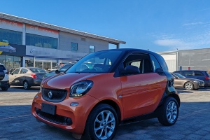 fortwo smart 1.0L 52千瓦硬頂靈動版