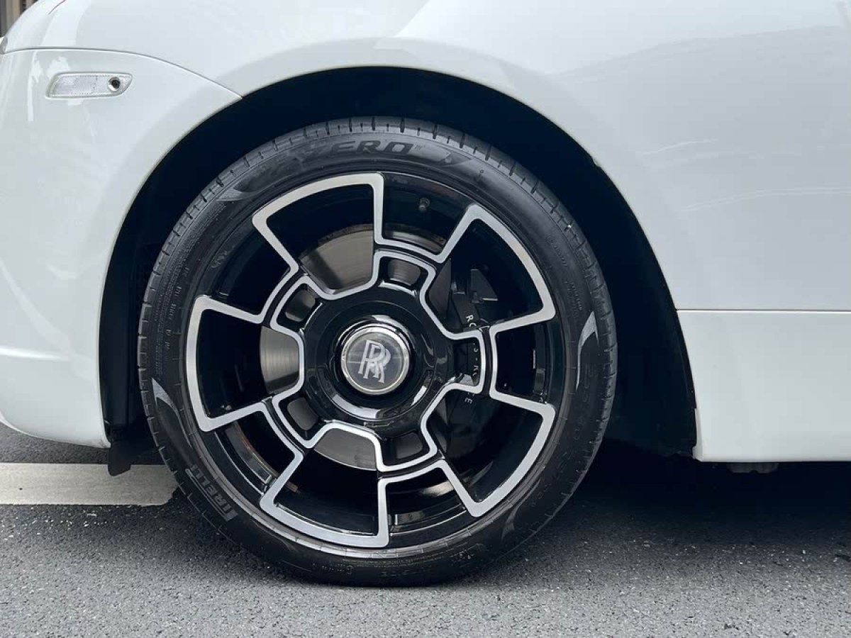 勞斯萊斯 魅影  2018款 6.6T 標(biāo)準(zhǔn)型圖片