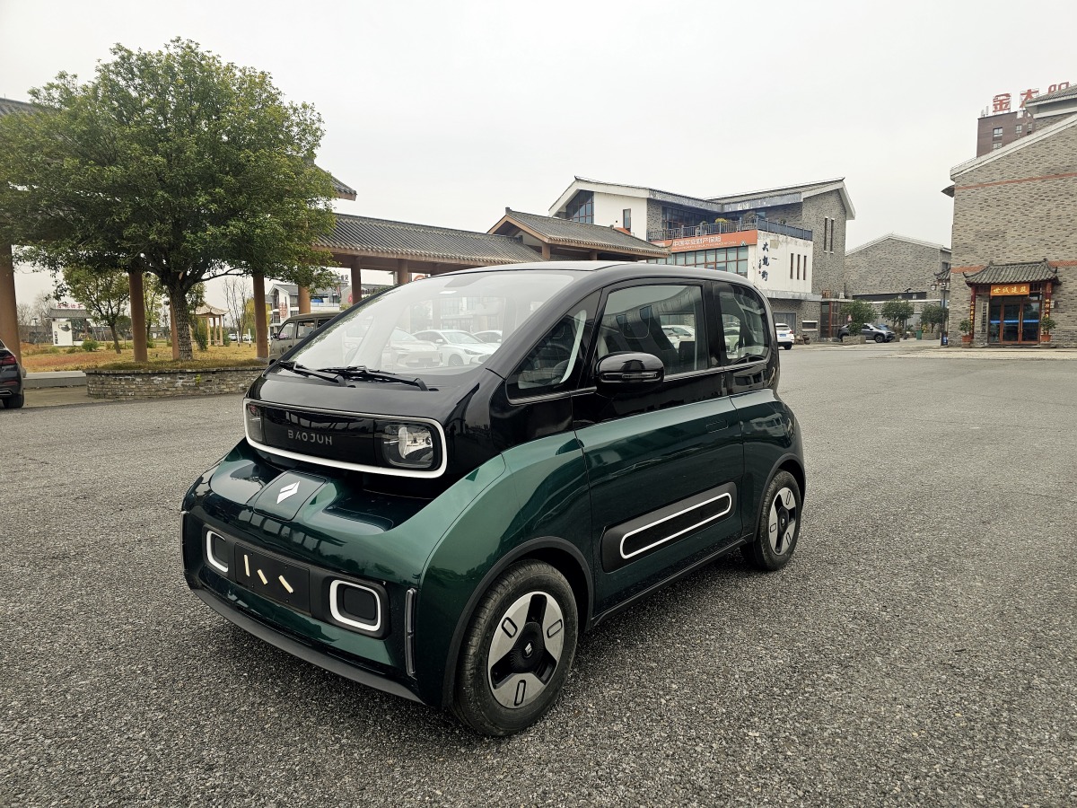 寶駿 寶駿KiWi EV  2022款 設(shè)計師輕享版 三元鋰圖片