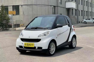 fortwo smart 1.0 MHD 硬頂標準版
