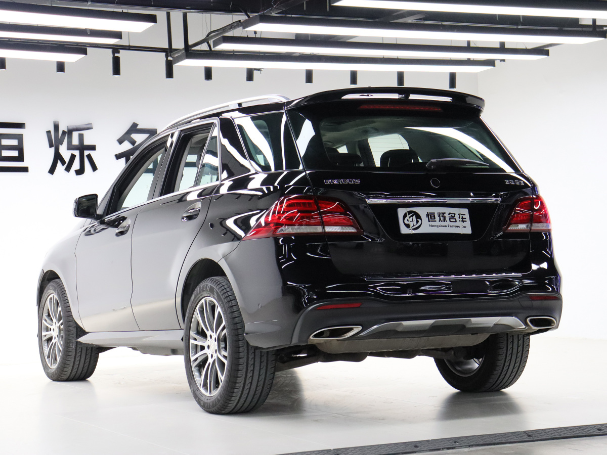 奔馳 奔馳GLE  2017款 GLE 320 4MATIC 動(dòng)感型圖片