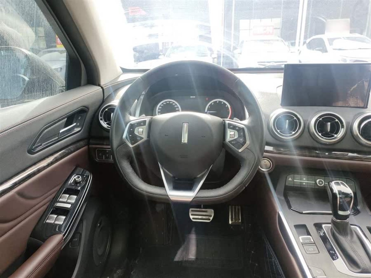 WEY VV5  2017款 2.0T 旗艦型圖片