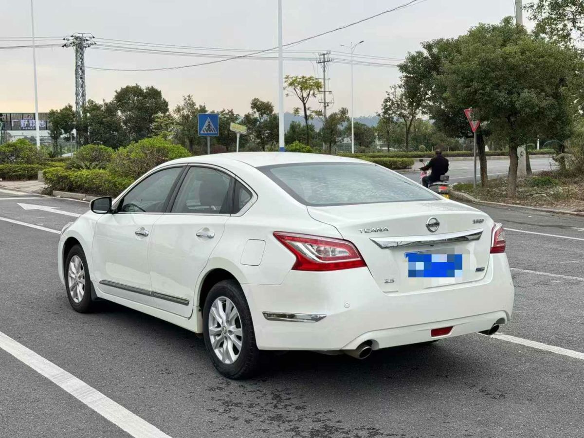 日產(chǎn) 天籟  2015款 2.0L XE-Sporty歐冠運動版圖片