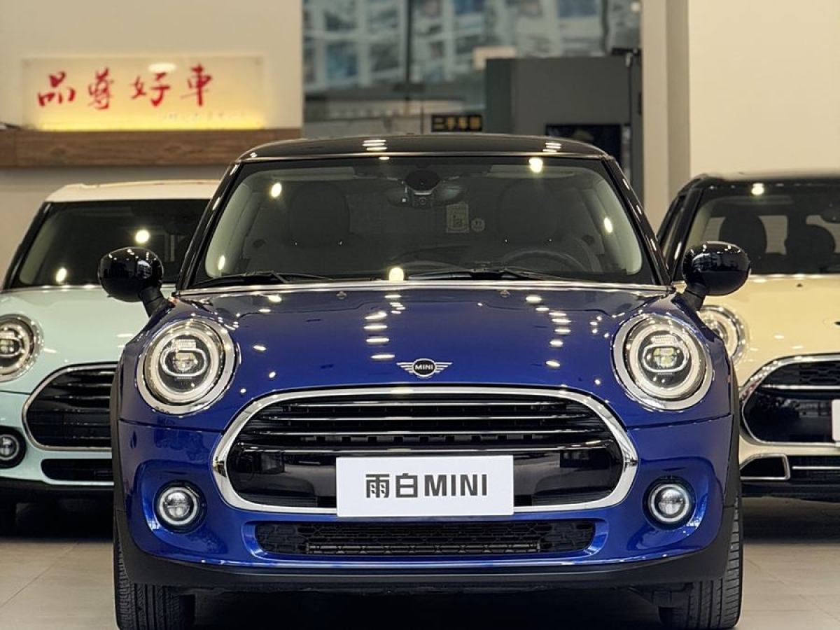 MINI MINI  2020款 1.5T COOPER 經(jīng)典派圖片