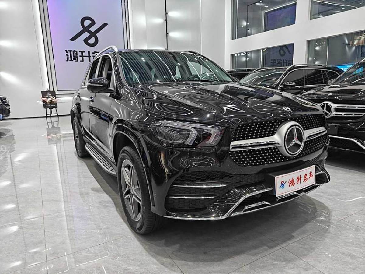 奔馳 奔馳GLE  2023款 GLE 450 4MATIC 時(shí)尚型圖片