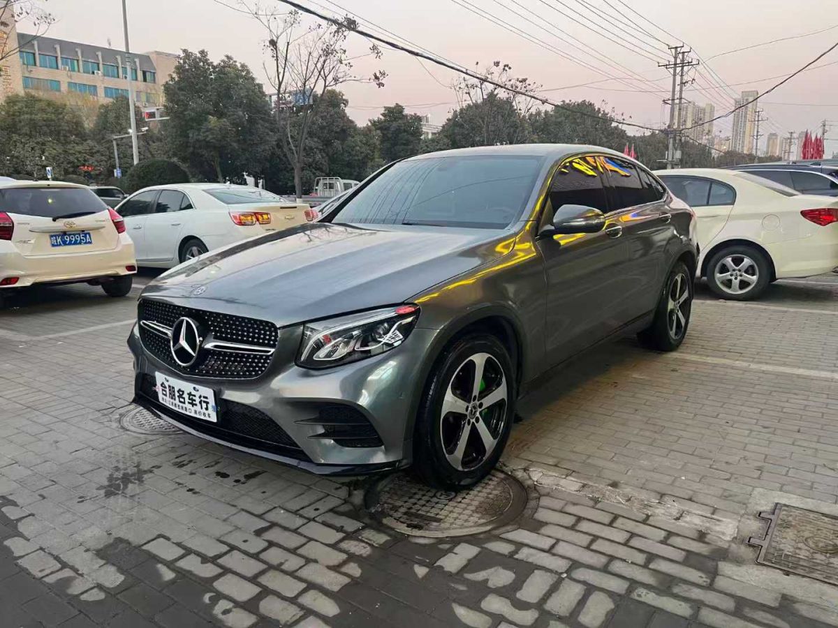 奔馳 奔馳GLC轎跑 AMG  2018款 AMG GLC 63 4MATIC+ 轎跑SUV圖片