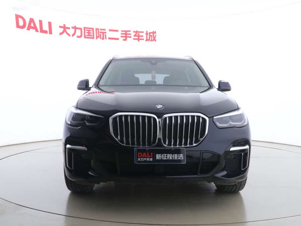 寶馬 寶馬X5  2022款 改款 xDrive 30Li 尊享型M運(yùn)動(dòng)套裝圖片