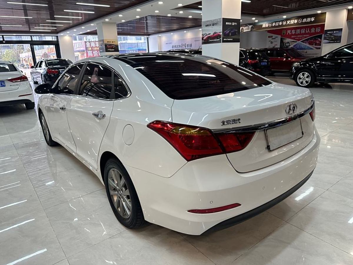 2015年10月現(xiàn)代 名圖  2014款 1.8L 自動智能型GLS