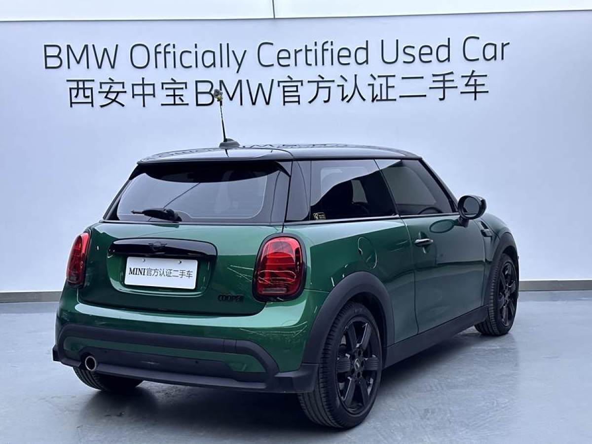 MINI MINI  2022款 改款 1.5T COOPER 經(jīng)典派圖片