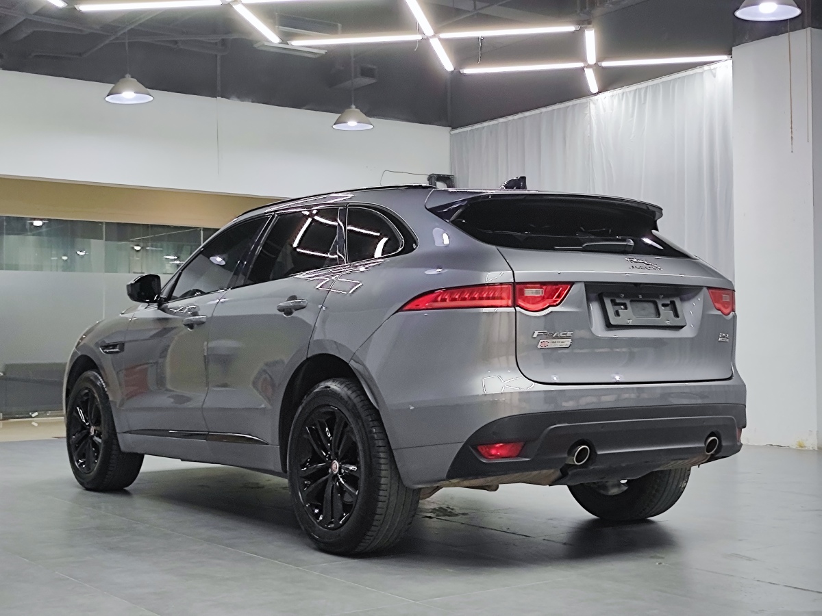 捷豹 F-PACE  2020款 2.0T 赛旗版图片