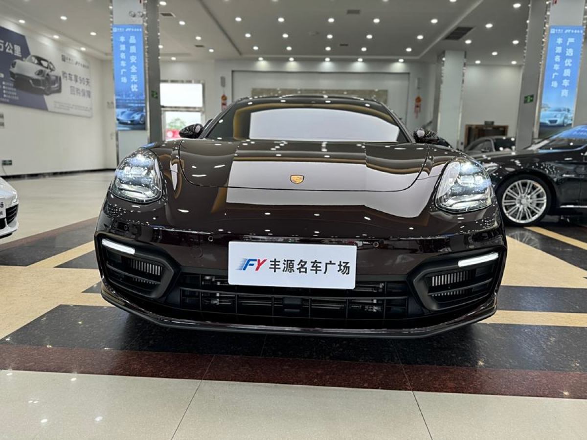 保時(shí)捷 Panamera  2022款 Panamera 行政加長(zhǎng)鉑金版 2.9T圖片