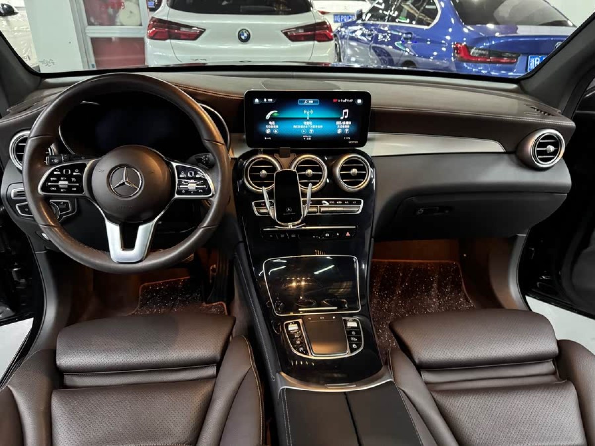 奔馳 奔馳GLC  2018款 改款 GLC 260 4MATIC 動感型圖片