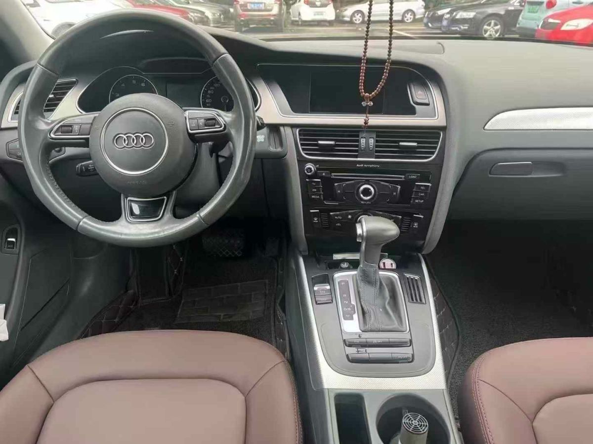 奧迪 奧迪A4L  2013款 A4L 30TFSI 手動(dòng)舒適型圖片