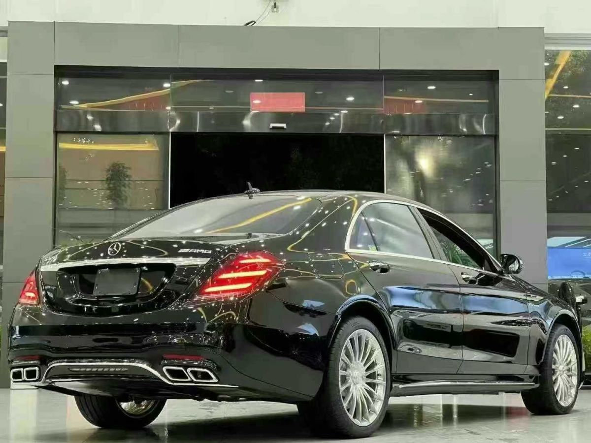 奔馳 V級  2016款 V 260 L 尊貴加長版圖片