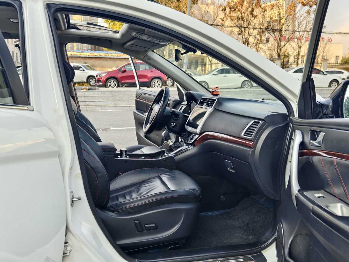 哈弗 H6  2014款 運動版 1.5T 手動兩驅精英型圖片
