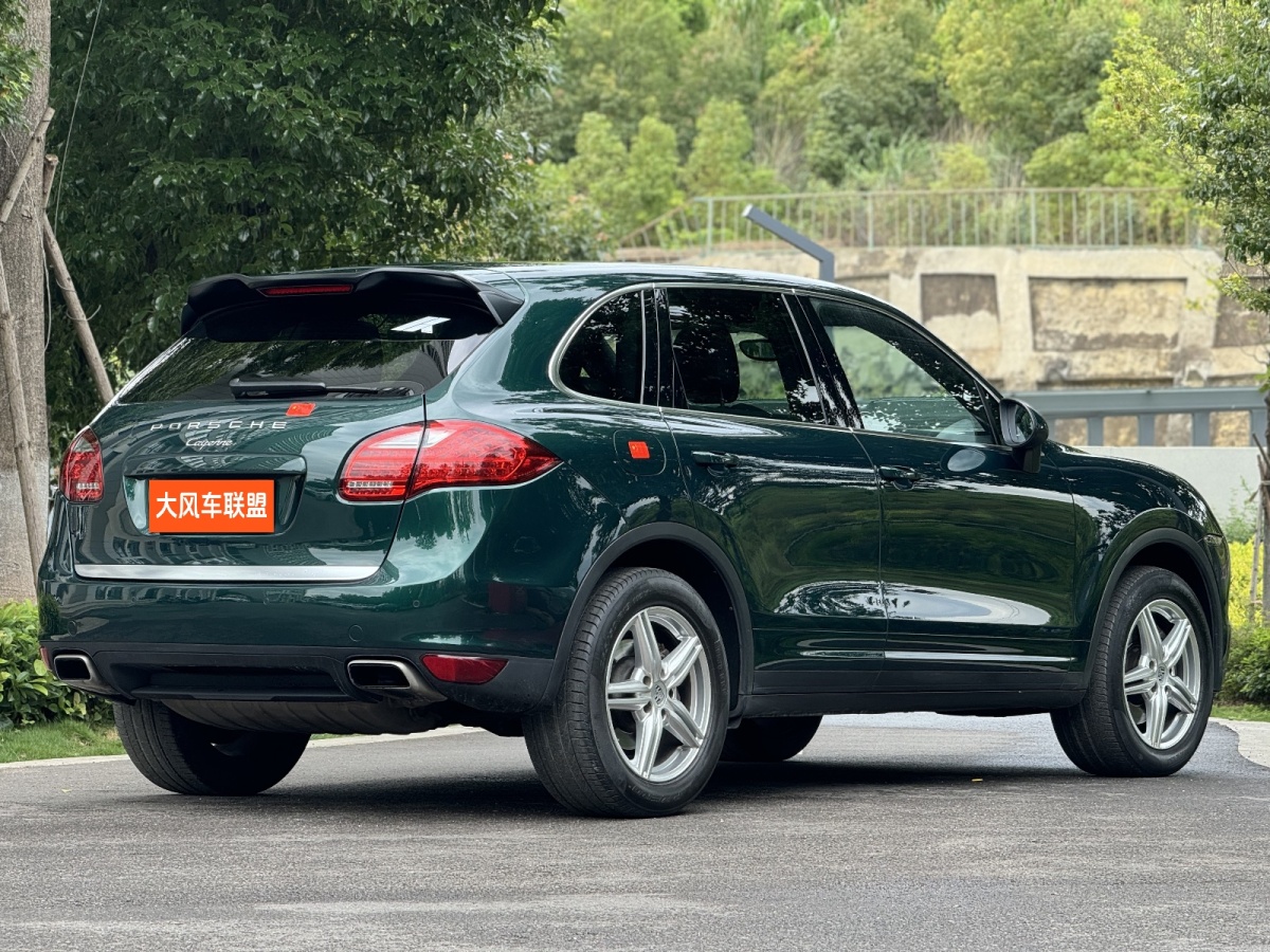 保時(shí)捷 Cayenne  2014款 Cayenne Platinum Edition 3.0T圖片