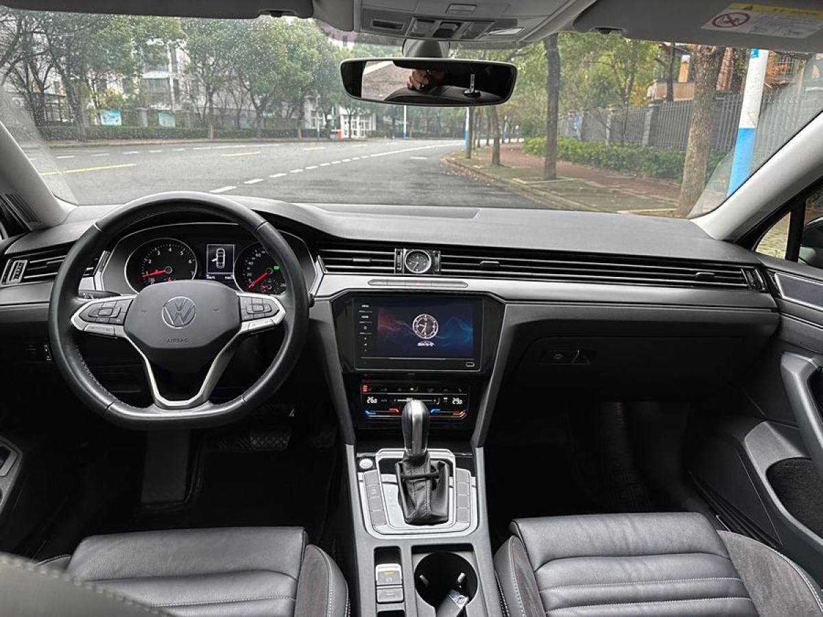 大眾 邁騰  2020款 280TSI DSG 領(lǐng)先型圖片