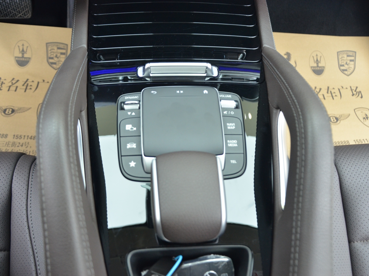 奔驰 奔驰GLE  2022款 改款 GLE 350 4MATIC 动感型图片