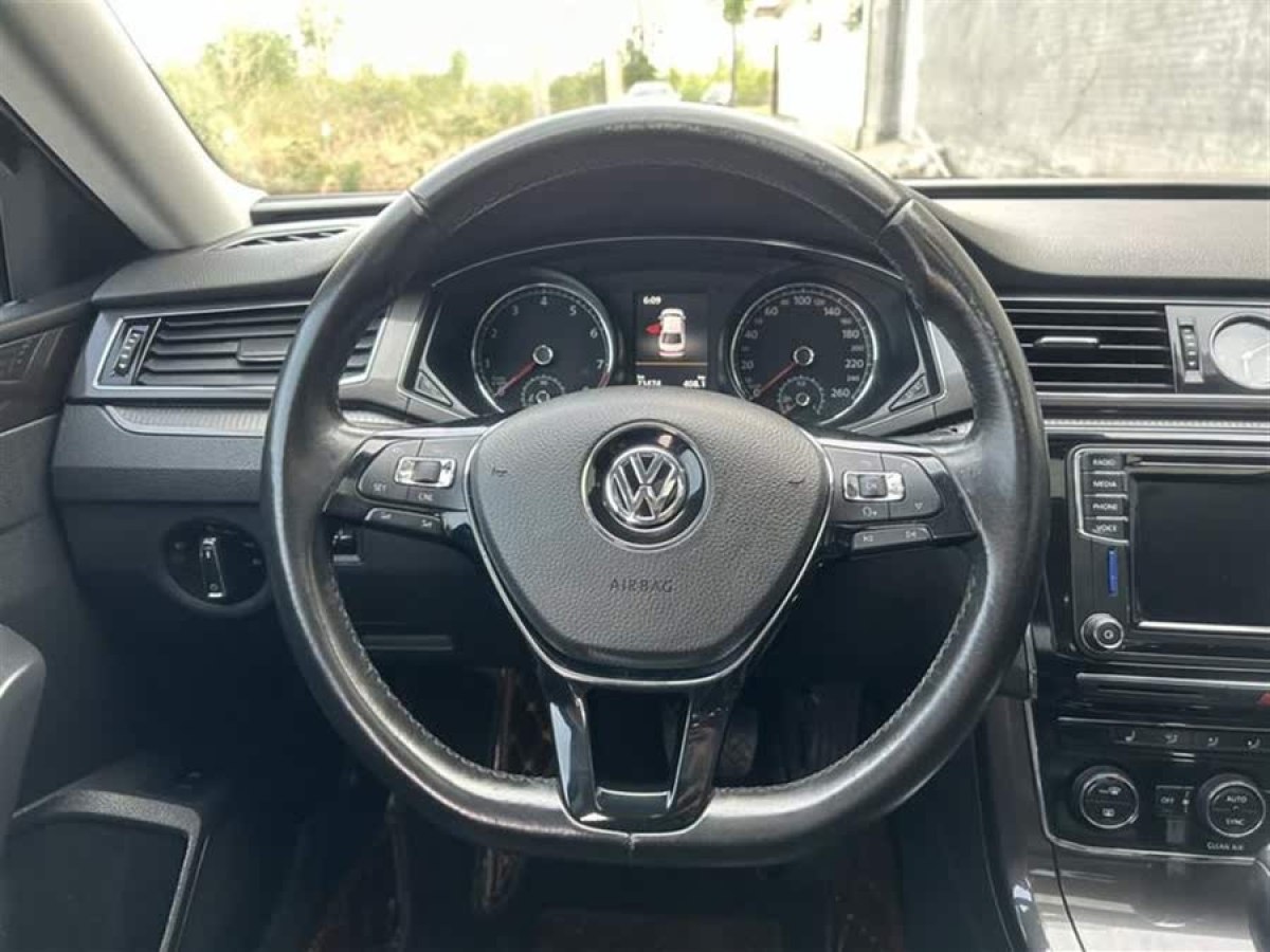 大眾 帕薩特  2016款 330TSI DSG御尊版圖片