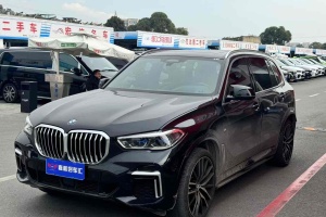 宝马X5 宝马 改款 xDrive 40Li 尊享型M运动套装