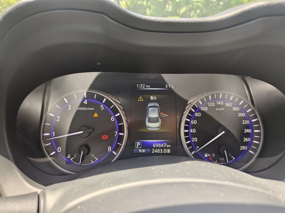 英菲尼迪 Q50L  2016款 2.0T 悅享版圖片