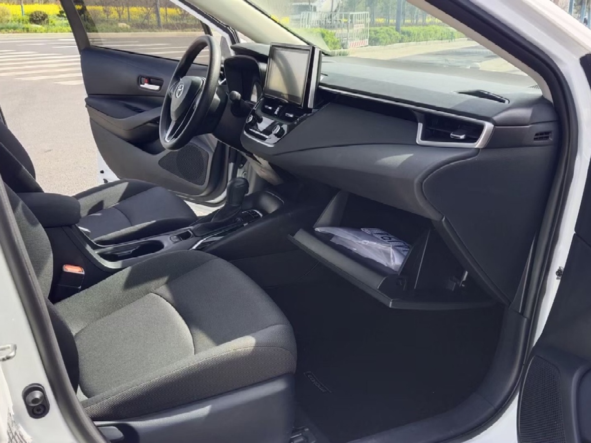 2020年4月丰田 卡罗拉  2019款 1.2T S-CVT GL-i精英版