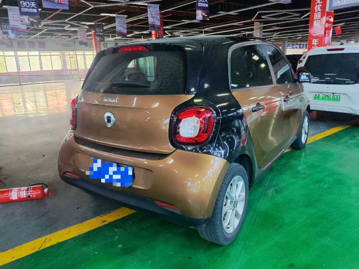 smart forfour  2018款 1.0L 52千瓦靈動版圖片