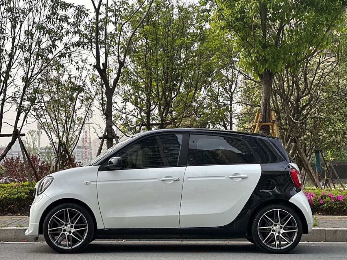 巴博斯 smart forfour  2017款 BRABUS Xclusive圖片