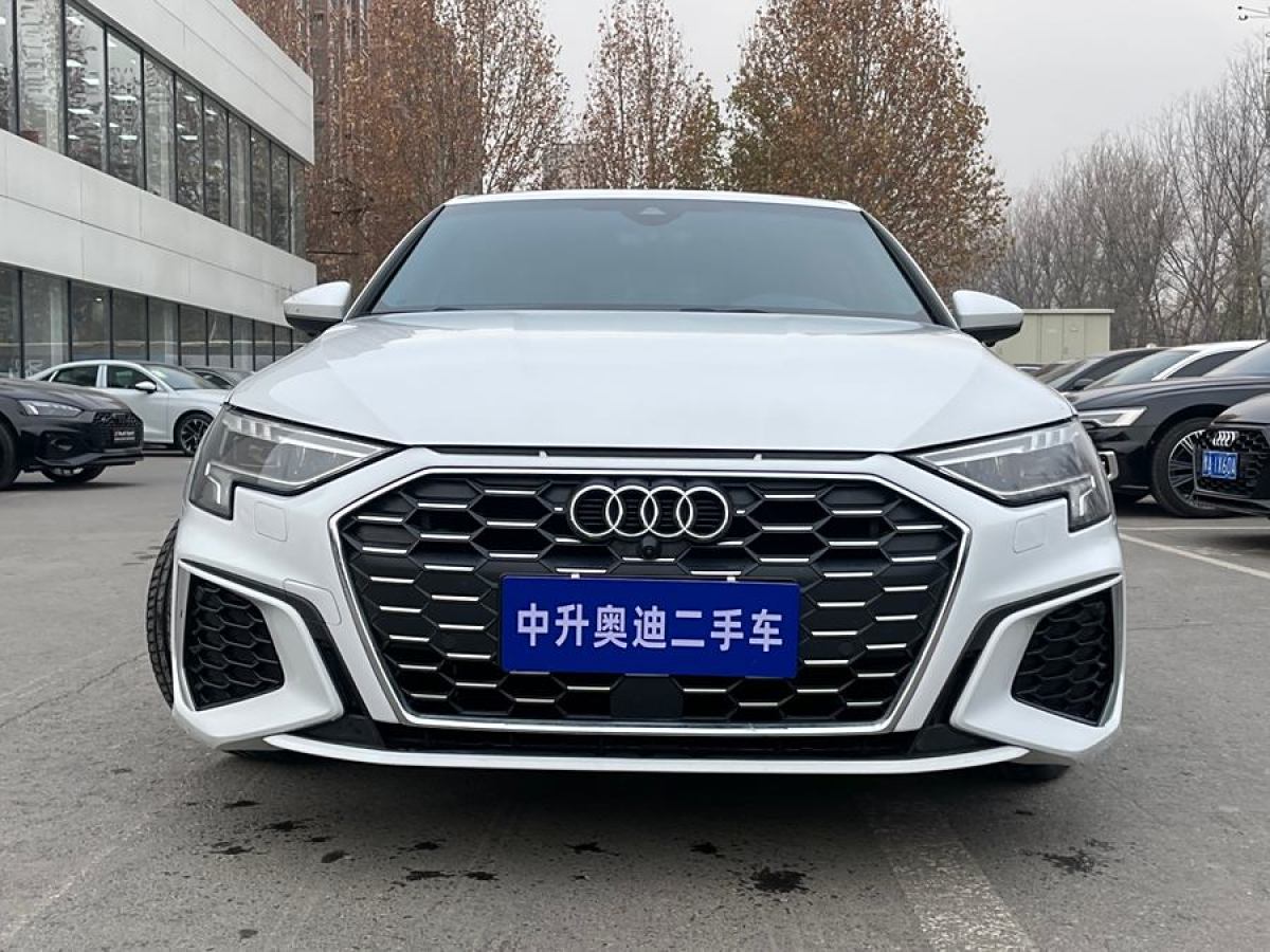 奧迪 奧迪A3  2022款 Sportback 35 TFSI 進(jìn)取運(yùn)動型圖片