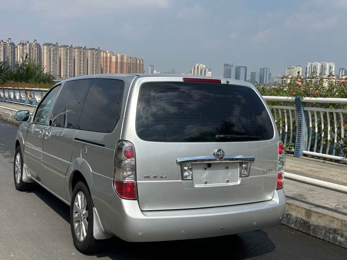 別克 GL8  2014款 2.4L 經(jīng)典版圖片
