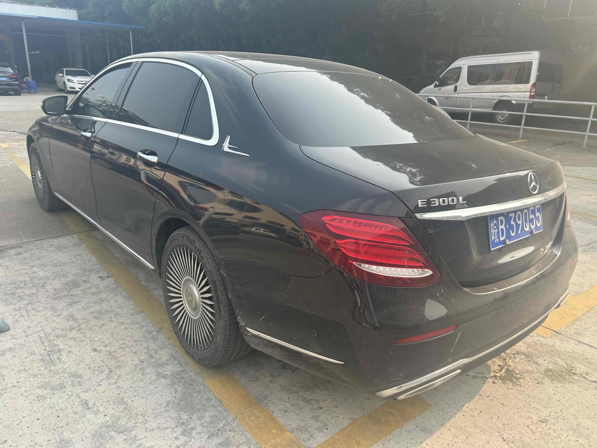 奔馳 奔馳E級  2020款 E 300 L 豪華型圖片