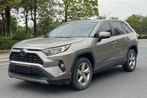 RAV4榮放 豐田 2.0L CVT兩驅(qū)風(fēng)尚版