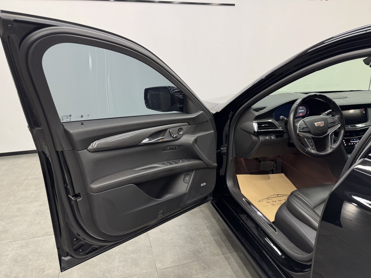 凱迪拉克 CT6  2022款 28T 鉑金型圖片