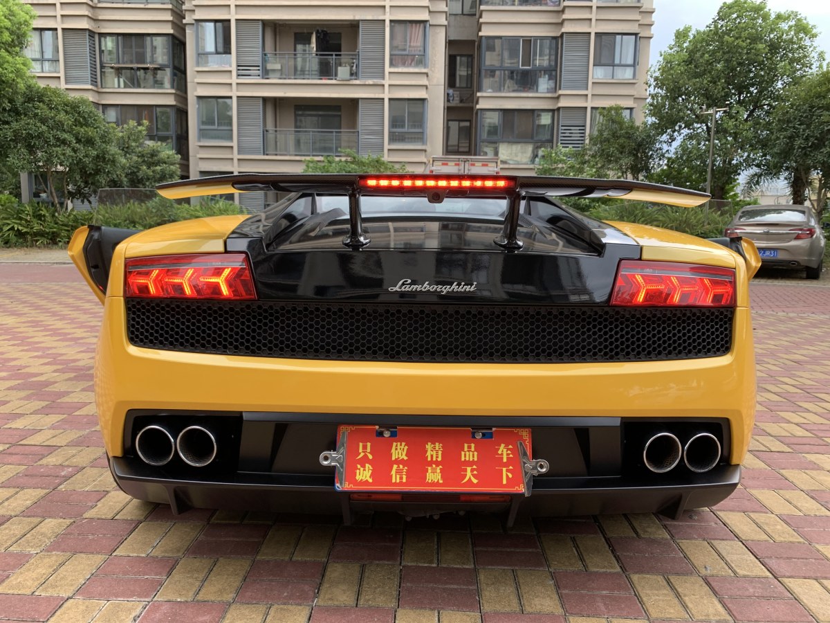 蘭博基尼 Gallardo  2012款 LP 560-4 Gold Edition圖片