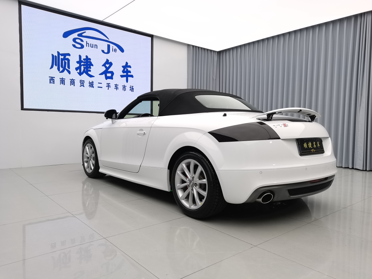 奥迪 奥迪TT  2012款 TT Roadster 2.0TFSI典雅版图片