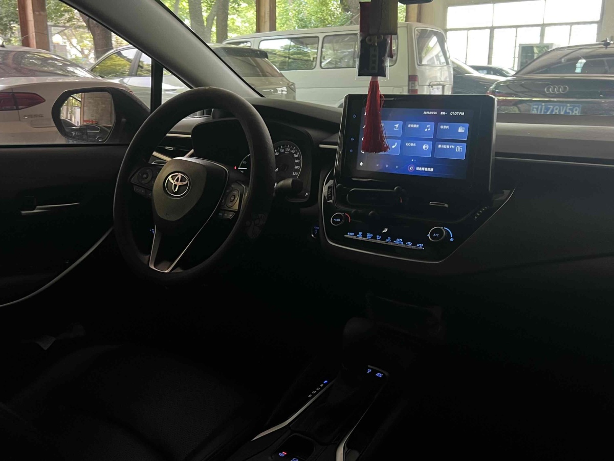 豐田 卡羅拉  2021款 雙擎 1.8L E-CVT精英版圖片