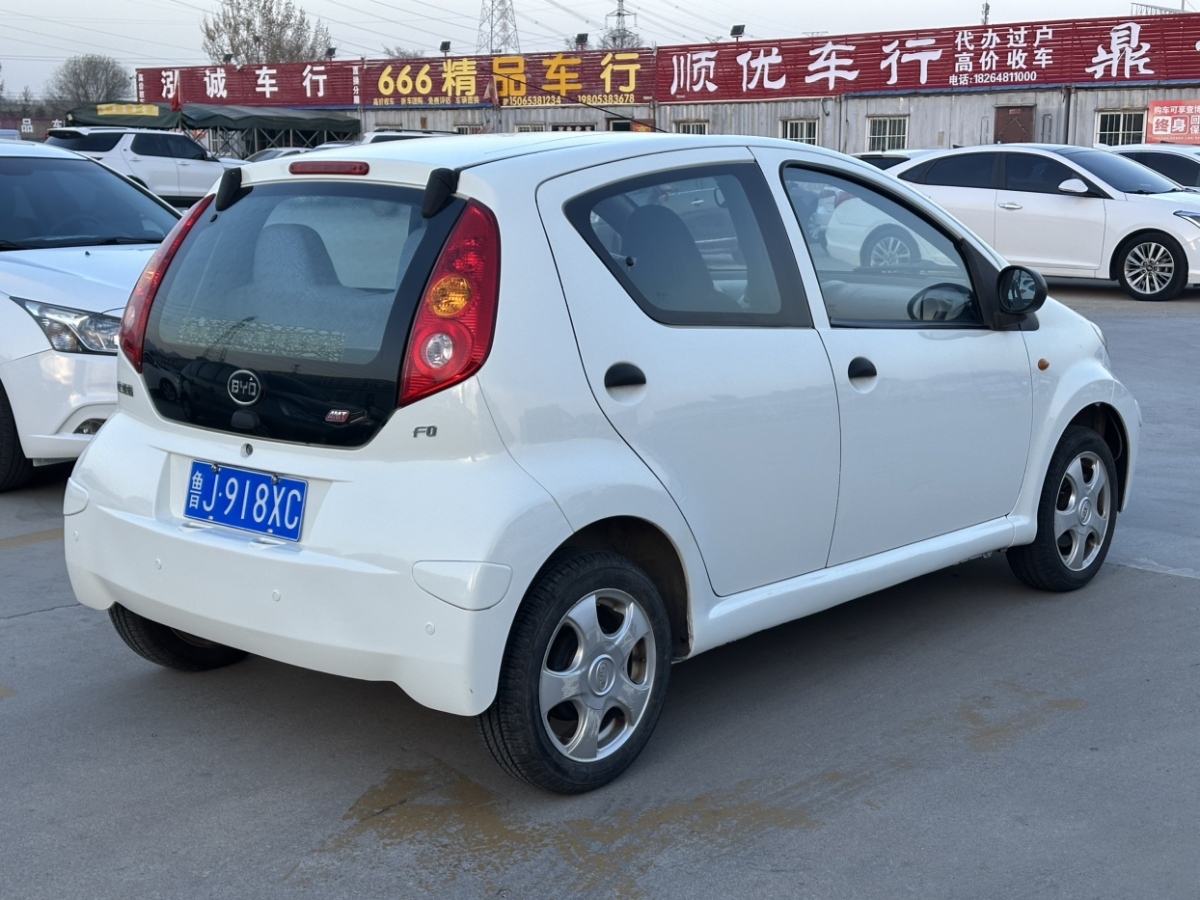 比亞迪 F0  2013款 1.0L AMT 悅酷型圖片