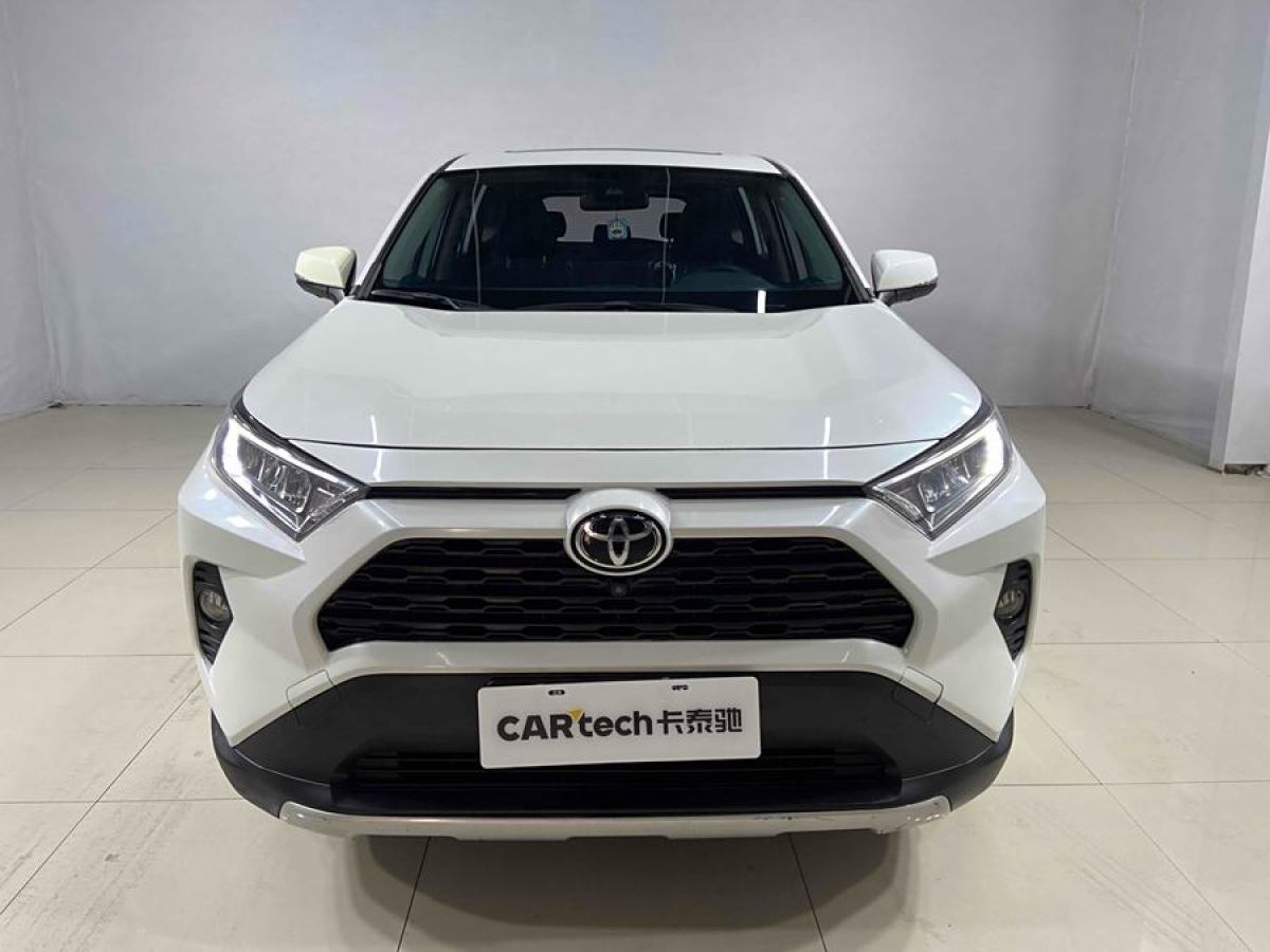 2022年9月豐田 RAV4榮放  2021款 2.0L CVT兩驅(qū)風(fēng)尚版