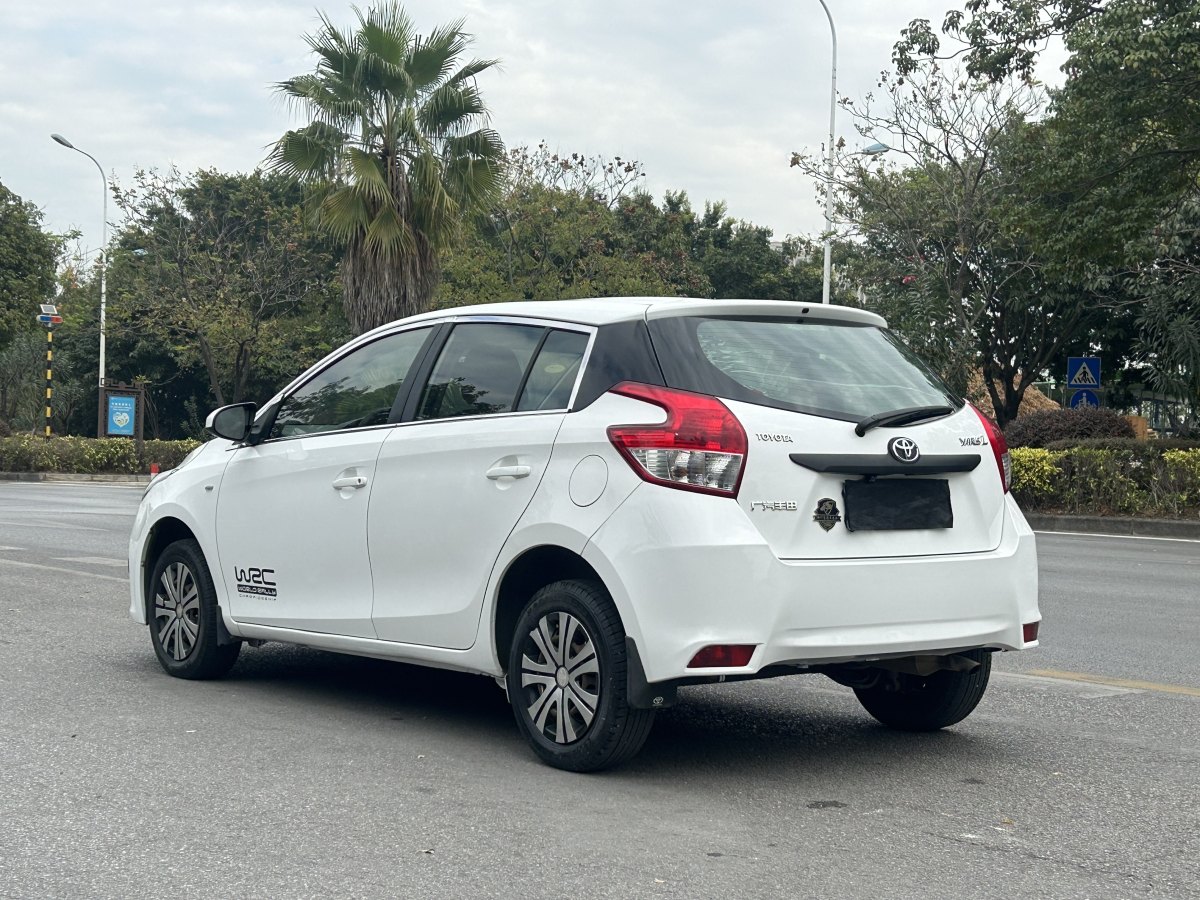 豐田 YARiS L 致炫  2014款 1.3L 手動(dòng)靈動(dòng)版圖片