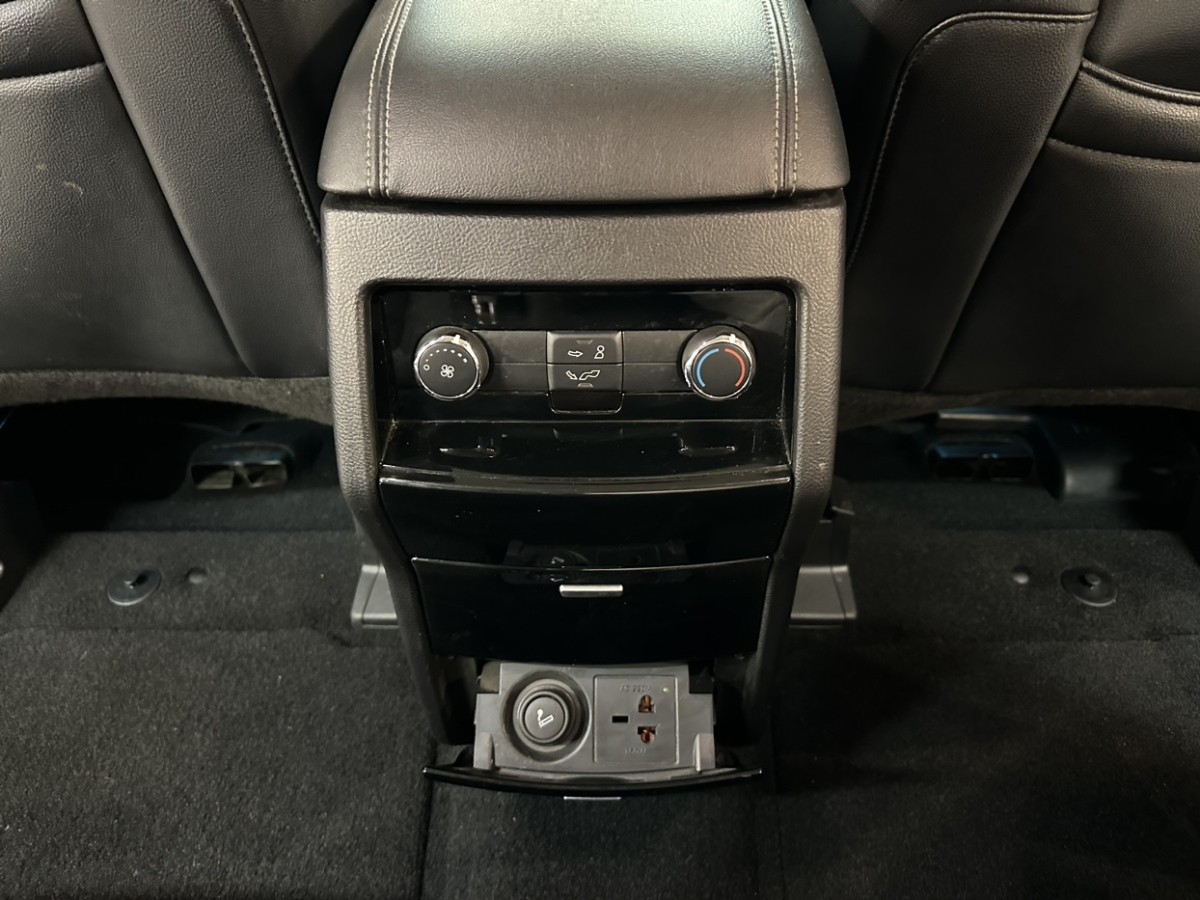 福特 銳界  2015款 2.0T GTDi 兩驅(qū)豪銳型圖片