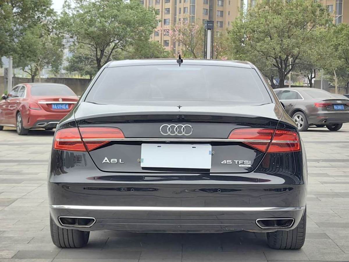 奧迪 奧迪A8  2016款 A8L 45 TFSI quattro時(shí)尚型圖片