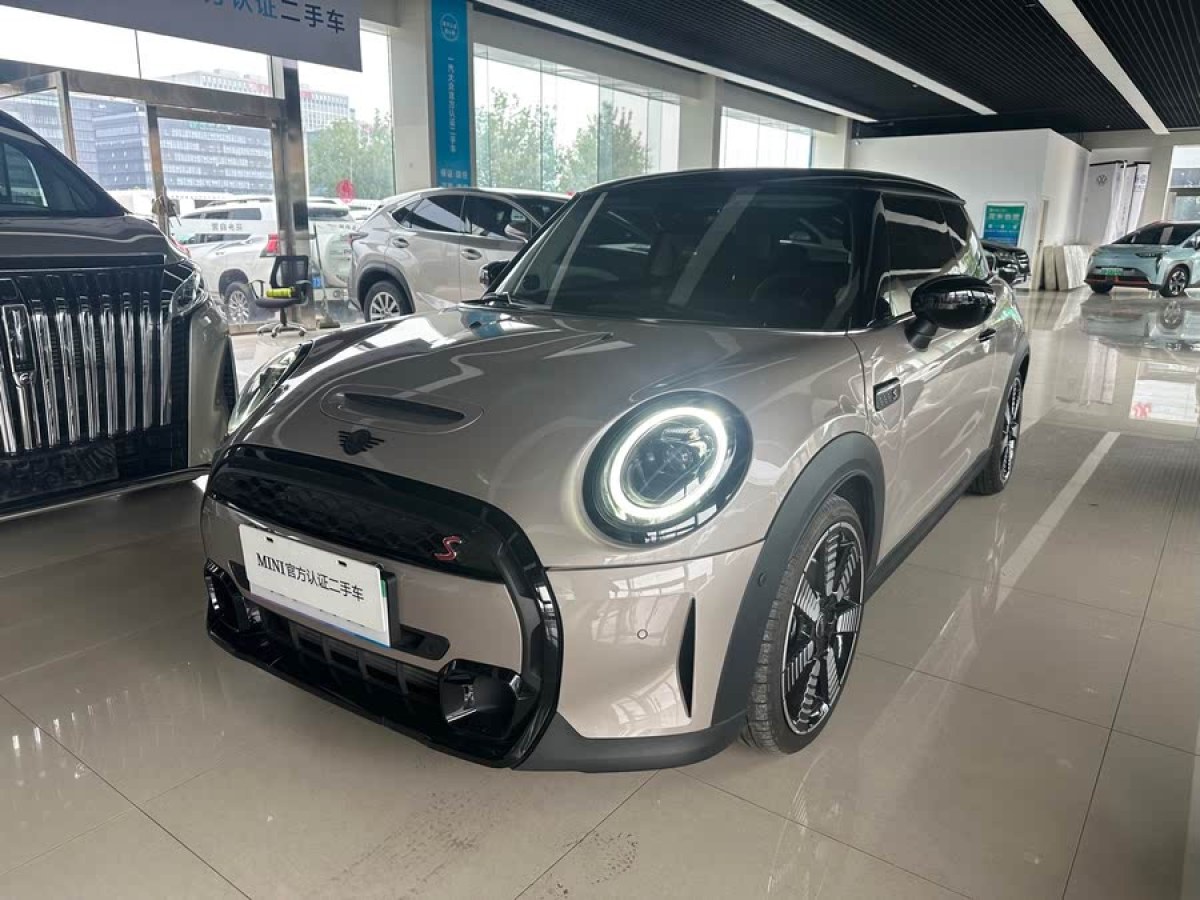 MINI MINI  2022款 改款 2.0T COOPER S 藝術家圖片
