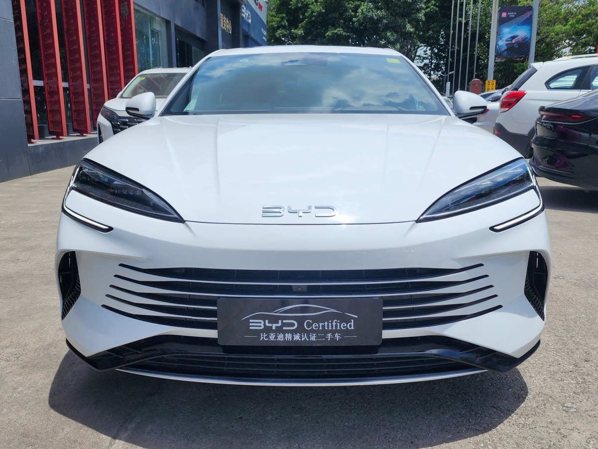 2024年11月比亞迪 海豹07 DM-i  2025款 DM-i 1.5L 125km 尊貴型