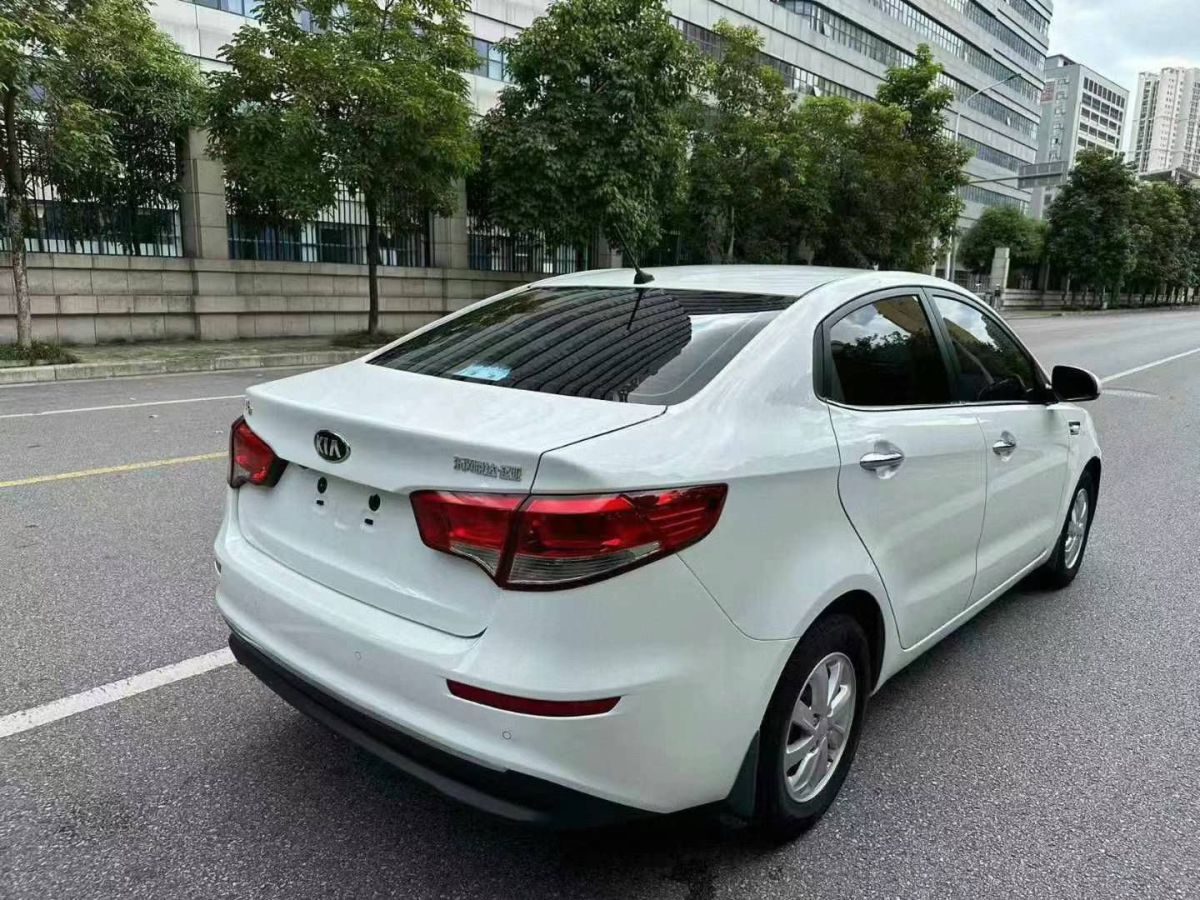 起亞 K2  2015款 兩廂 1.4L GLS圖片