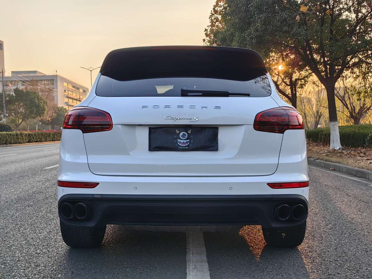 保時(shí)捷 Cayenne  2015款 Cayenne 3.0T圖片