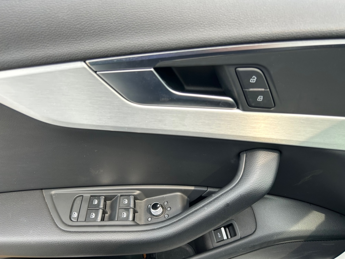 奧迪 奧迪A4L  2020款 40 TFSI 時尚動感型圖片