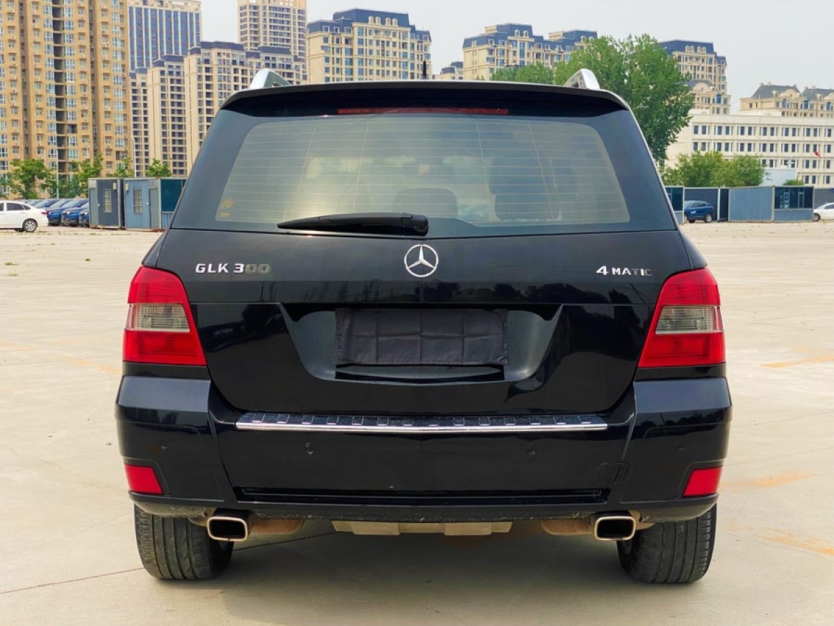 奔馳 奔馳GLK級  2011款 GLK 300 4MATIC 豪華型圖片