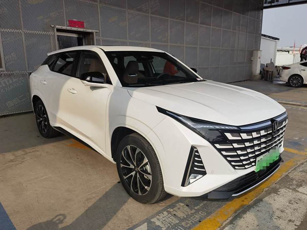 長(zhǎng)安 長(zhǎng)安UNI-Z新能源  2024款 藍(lán)鯨智電iDD 125km 超越型圖片